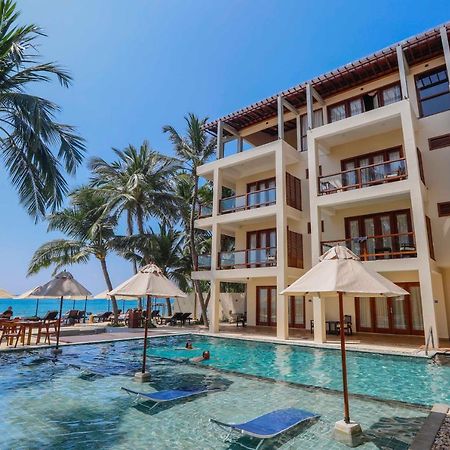 Sapphire Seas Beachfront Hotel Hikkaduwa Exterior photo